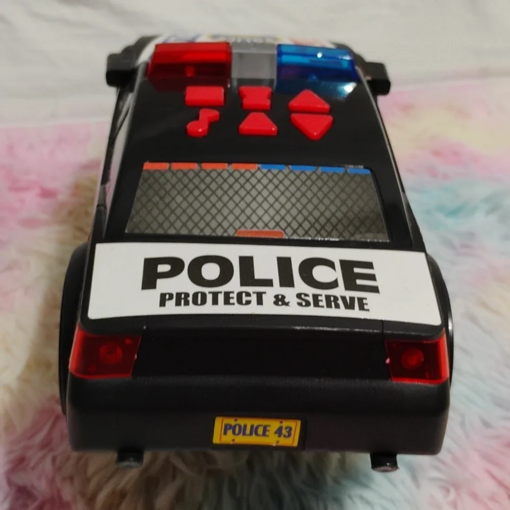 (#16) Liberty Imports Motorized Police Cruiser Works Great